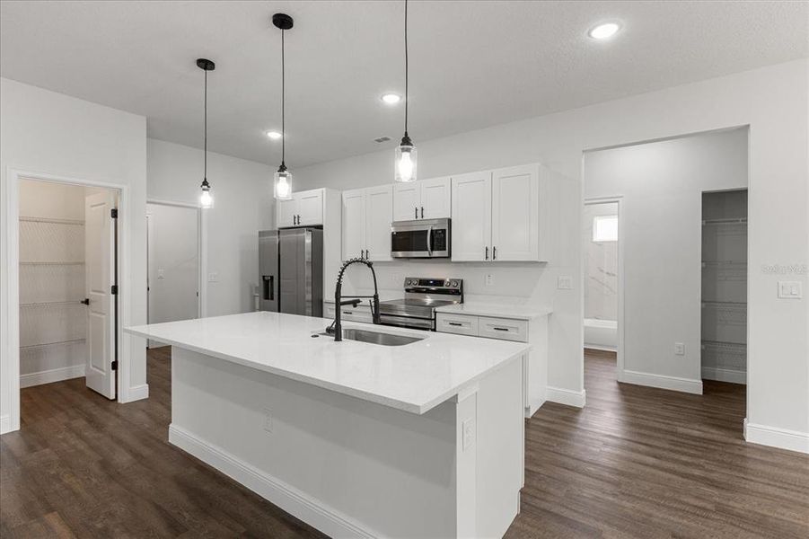 Spacious, unfurnished interior of a new home in , Ocala (Image 23).