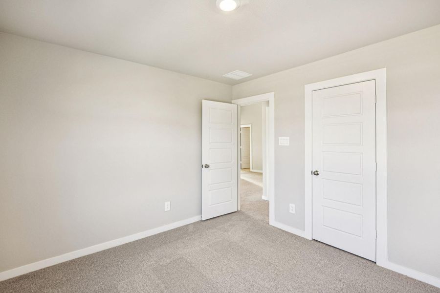 Spacious, unfurnished interior of a new home in Pine Lake Cove - Premier Series, Montgomery (Image 37).