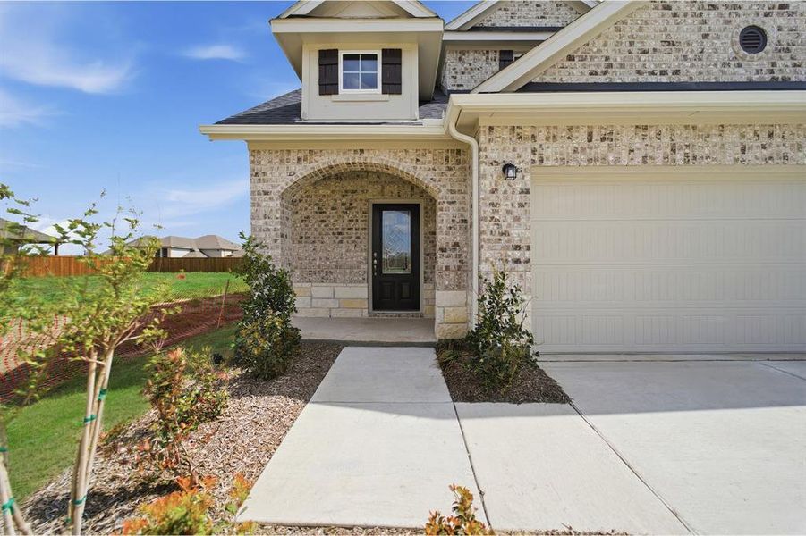 Exterior details and patio area of a home in Westridge, McKinney (Image 22).