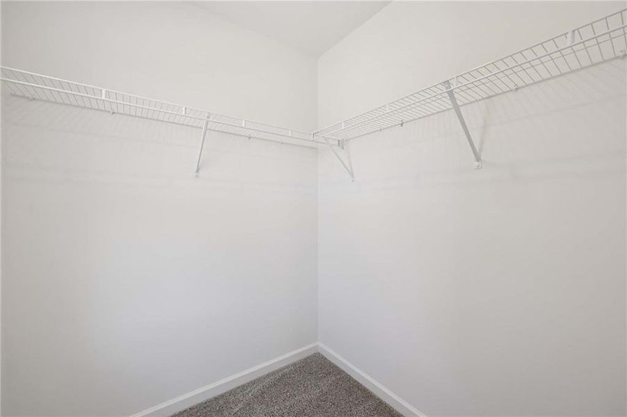 Spacious, unfurnished interior of a new home in Eastlyn Crossing, Flowery Branch (Image 21).