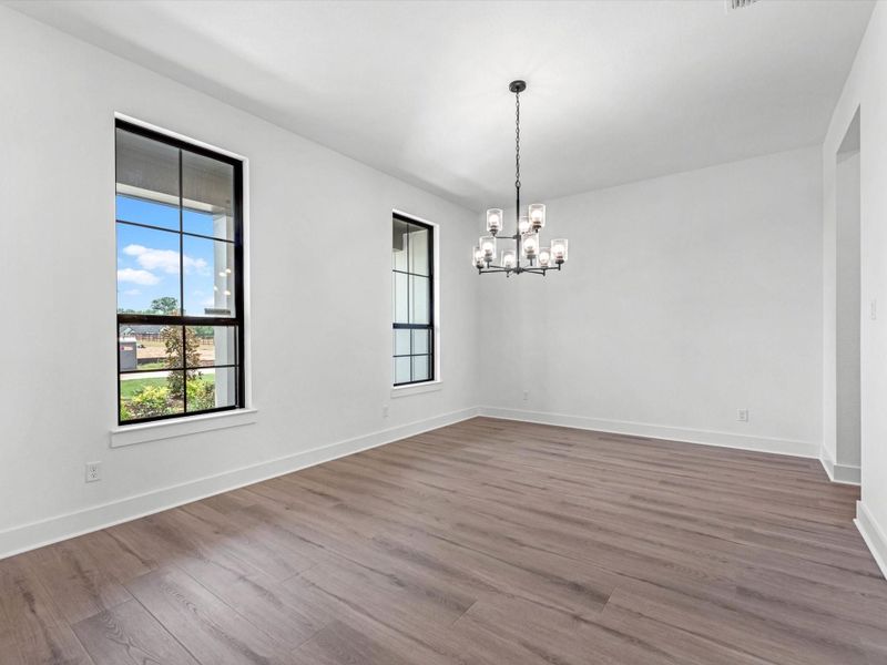 Spacious, unfurnished interior of a new home in The Estates at James Lane, Fulshear (Image 21). Spacious, unfurnished interior of a new home in The Estates at James Lane, Fulshear (Image 21).