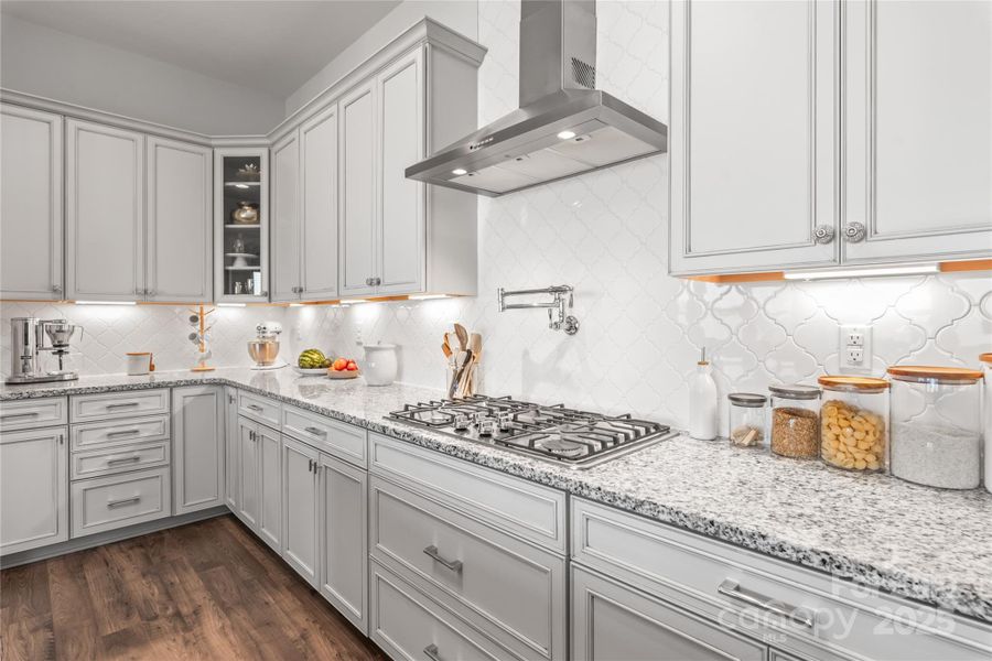 Close-up of interior finishes inside a home in , Mooresville (Image 20). Close-up of interior finishes inside a home in , Mooresville (Image 20).