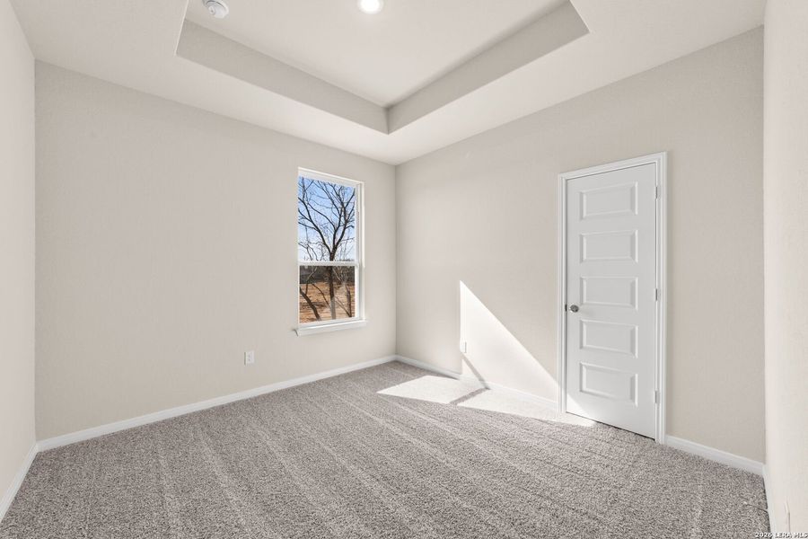 Spacious, unfurnished interior of a new home in Bonita Vista, Pleasanton (Image 19).