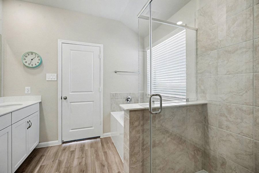 Furnished interior view inside a new home in Southwinds, Baytown (Image 11). Furnished interior view inside a new home in Southwinds, Baytown (Image 11).