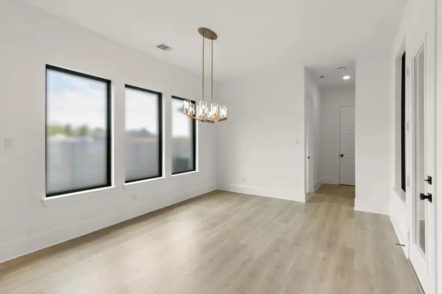 Benson B Dining room