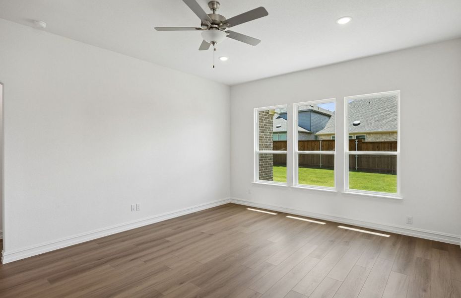 Spacious, unfurnished interior of a new home in Creekview Meadows, Pilot Point (Image 15). Spacious, unfurnished interior of a new home in Creekview Meadows, Pilot Point (Image 15).
