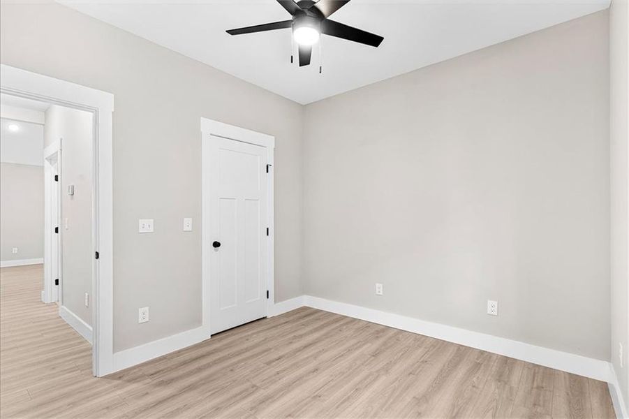 Spacious, unfurnished interior of a new home in , Dalton (Image 27).