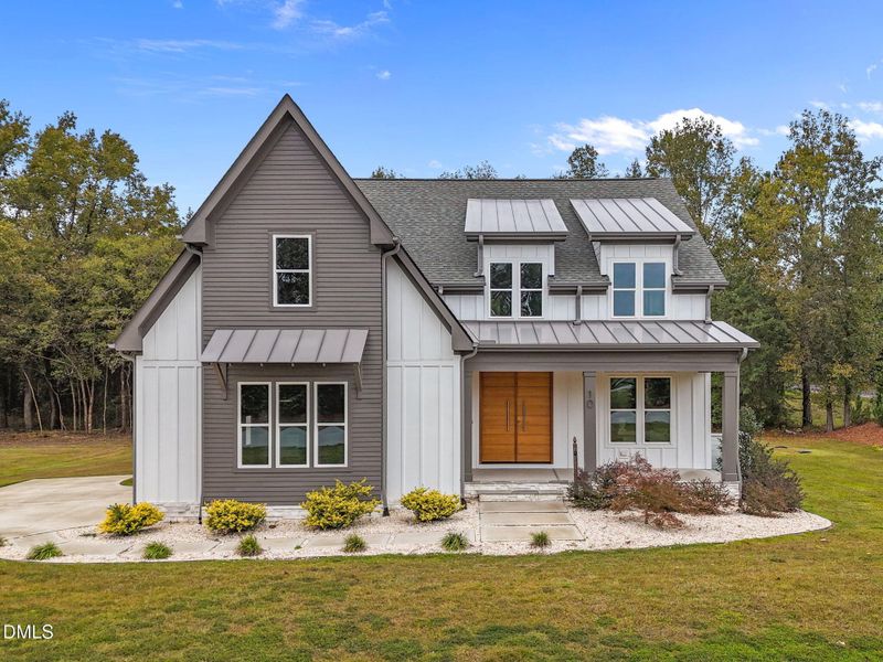 1-web-or-mls-DJI_20251013233704_0740_D_1