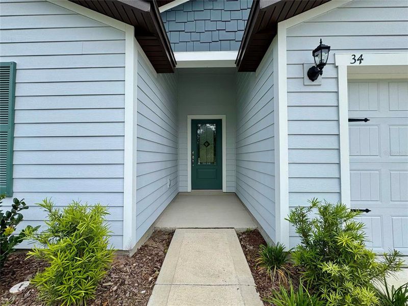 Exterior details and patio area of a home in Palm Coast, Palm Coast (Image 18).