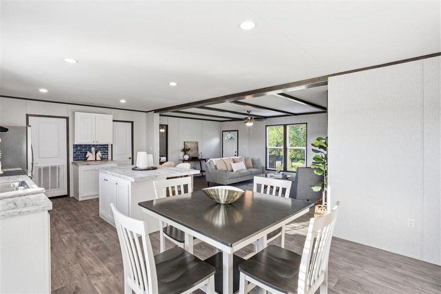 Furnished interior view inside a new home in , Alvarado (Image 13).