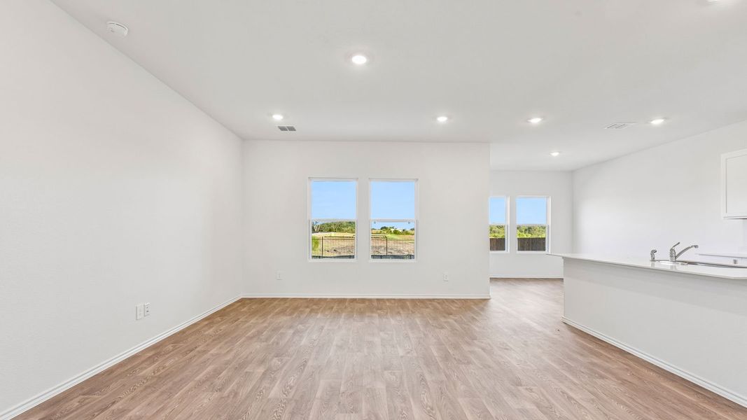 Spacious, unfurnished interior of a new home in Watermill, Uhland (Image 18). Spacious, unfurnished interior of a new home in Watermill, Uhland (Image 18).