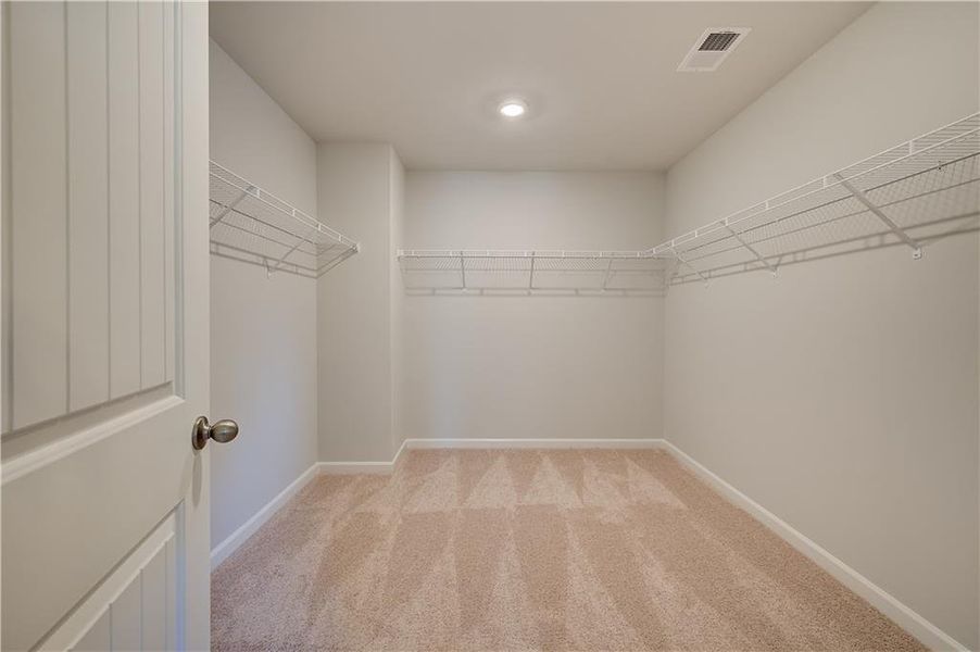 Spacious, unfurnished interior of a new home in Brighton, Locust Grove (Image 30). Spacious, unfurnished interior of a new home in Brighton, Locust Grove (Image 30).