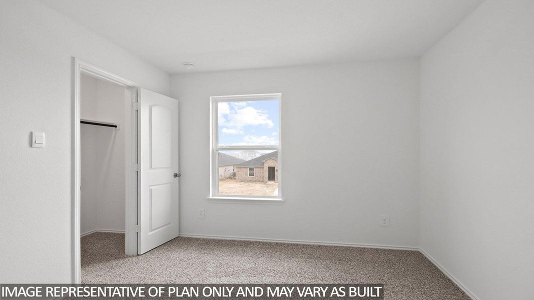 Spacious, unfurnished interior of a new home in Porters Mill, New Caney (Image 11).