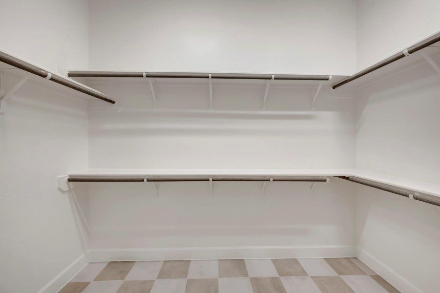 Spacious, unfurnished interior of a new home in Grange 45' Homesites, Katy (Image 33).