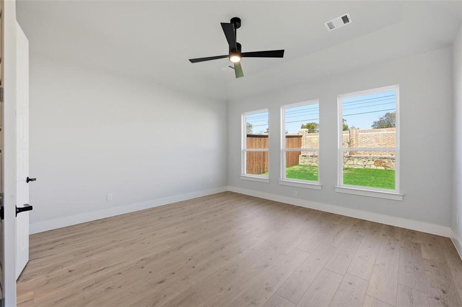 Spacious, unfurnished interior of a new home in LeTara, Haslet (Image 24). Spacious, unfurnished interior of a new home in LeTara, Haslet (Image 24).
