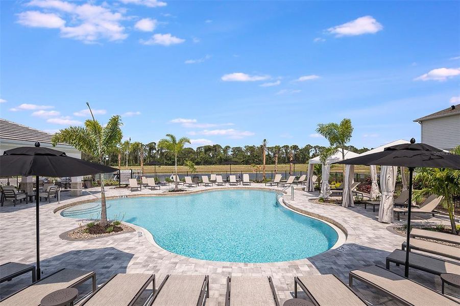 Community amenities in Vinterra Townhomes, Nokomis (Image 38).