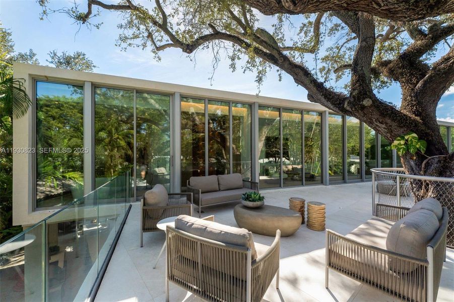 Image 70 of a home in .