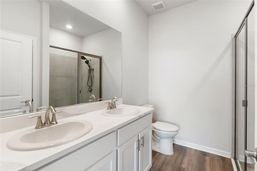 Furnished interior view inside a new home in Star Farms at Lakewood Ranch, Lakewood Ranch (Image 9).