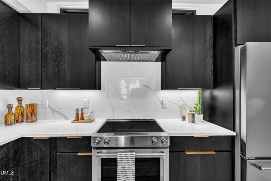 13-512 Gordon St 402-42