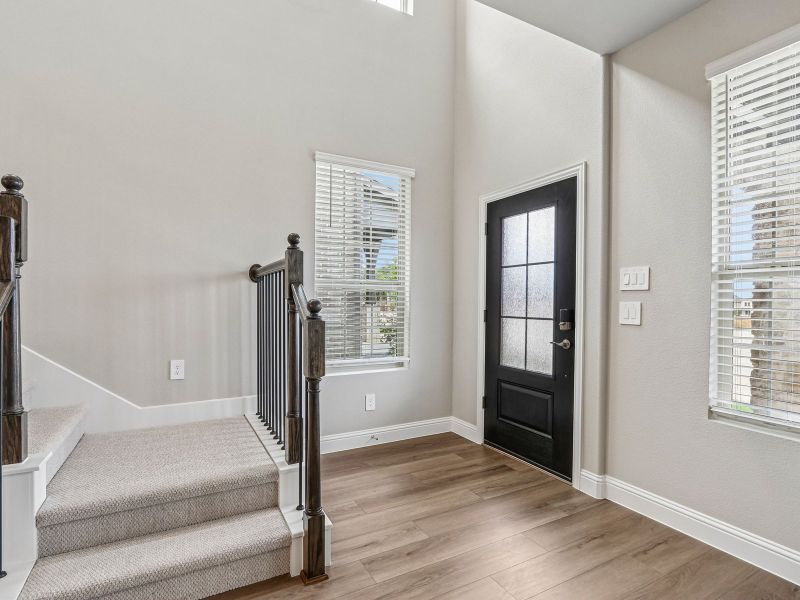 Furnished interior view inside a new home in Oak Ridge Park, Corinth (Image 6).