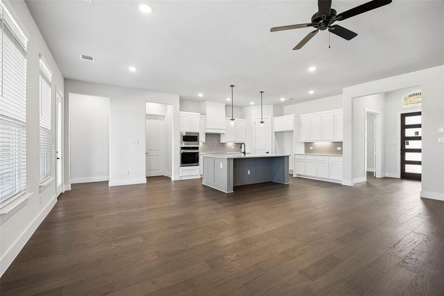Spacious, unfurnished interior of a new home in The Arbors Midlothian, Midlothian (Image 19).