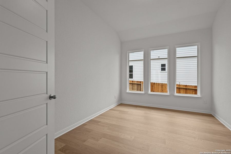 Spacious, unfurnished interior of a new home in Homestead 75', Schertz (Image 31).