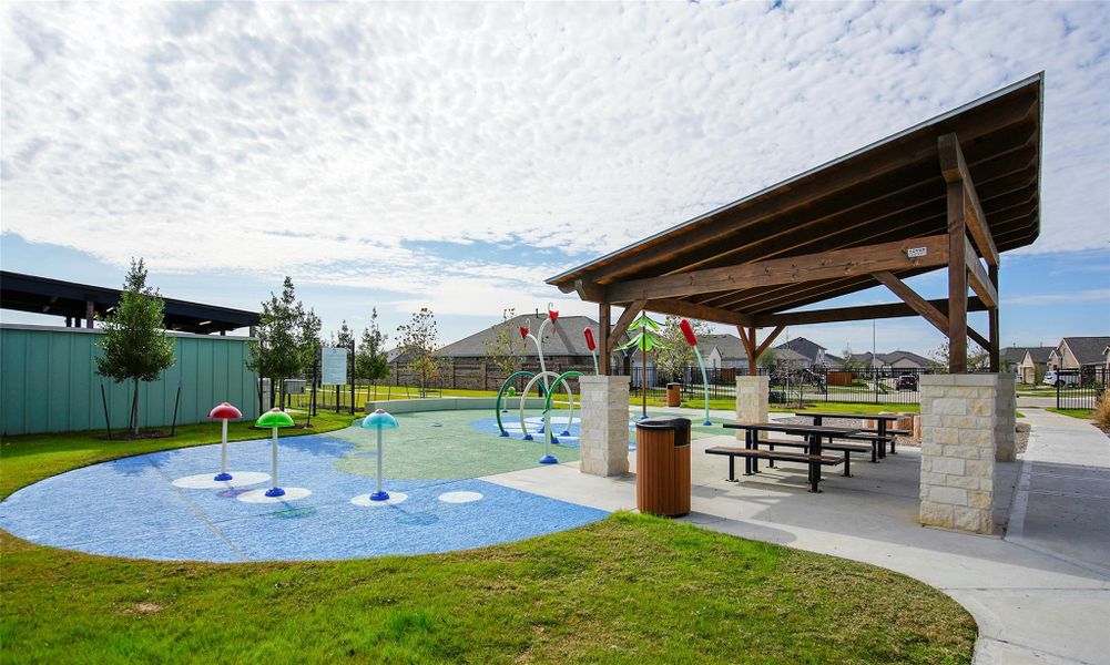 Community amenities in Cypress Green, Tomball (Image 21).