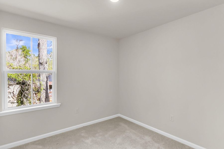 Spacious, unfurnished interior of a new home in , Summerville (Image 25).