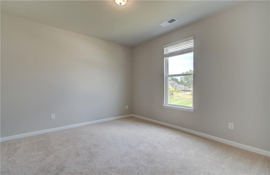 Spacious, unfurnished interior of a new home in Berkeley Lakes, Locust Grove (Image 22).