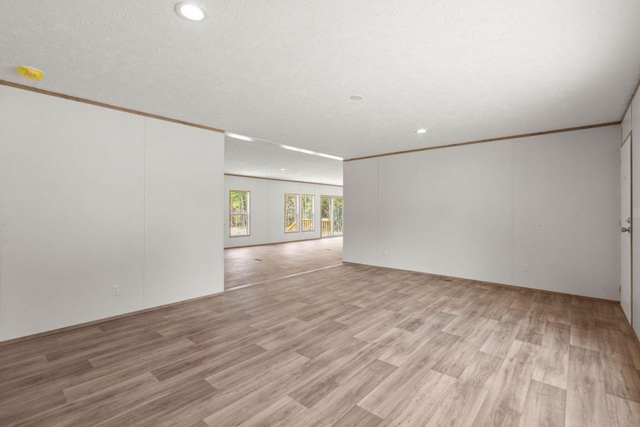 Spacious, unfurnished interior of a new home in , St. George (Image 13).