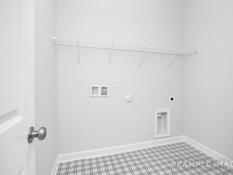 Spacious, unfurnished interior of a new home in Woodland Crossing, Zebulon (Image 13).