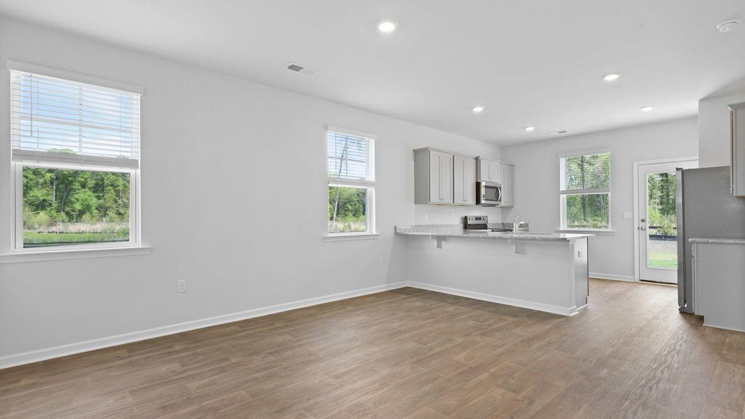 Spacious, unfurnished interior of a new home in North Shore, Summerton (Image 22).