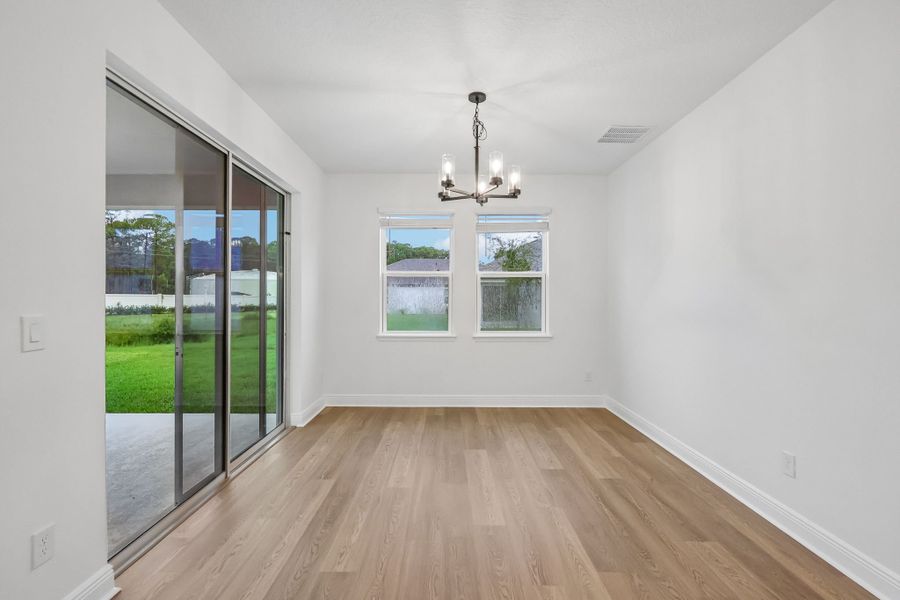 Spacious, unfurnished interior of a new home in Legends Preserve - Signature Series, Daytona Beach (Image 12).
