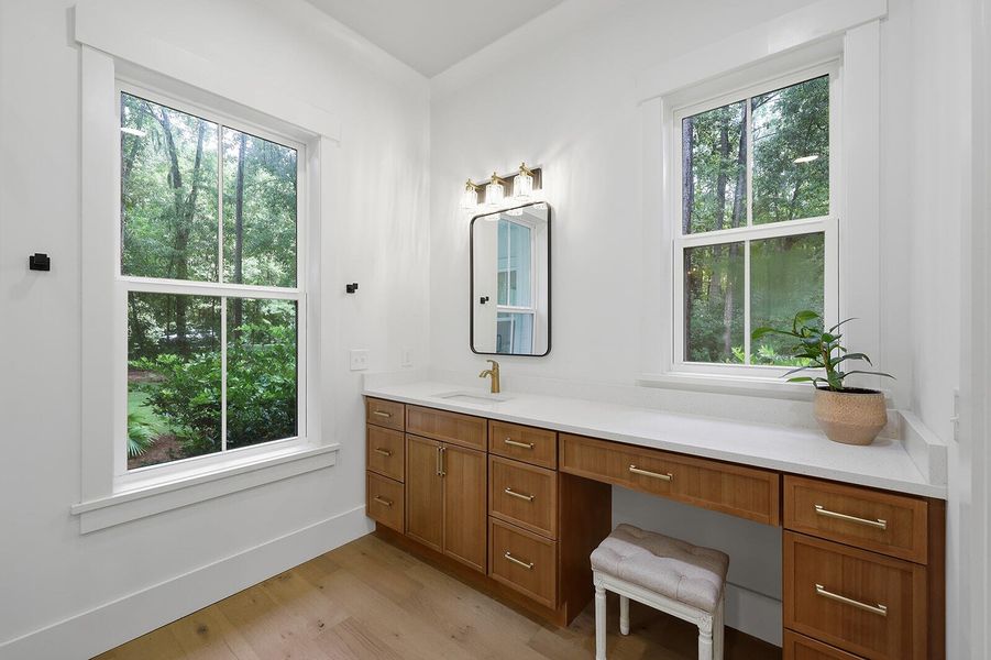 Furnished interior view inside a new home in , Seabrook (Image 52).