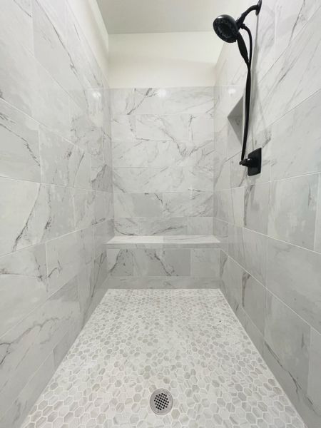 Representative interior finishes for a home built from the Carmel by Steve Klein Custom Builder in Escalera Ranch 1833, Victoria (Image 12).