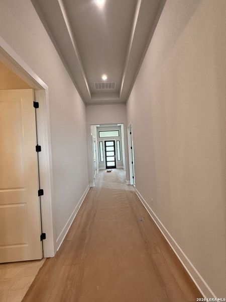 Spacious, unfurnished interior of a new home in The Summit, San Antonio (Image 3). Spacious, unfurnished interior of a new home in The Summit, San Antonio (Image 3).