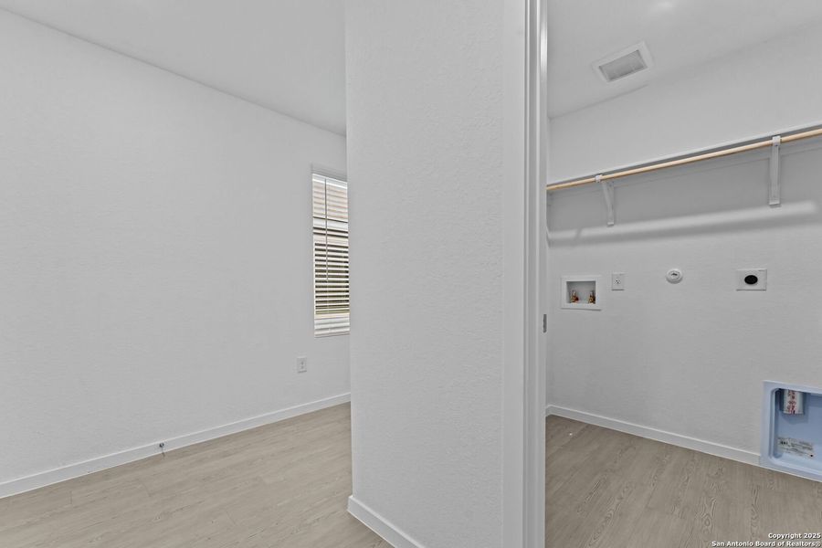 Spacious, unfurnished interior of a new home in Torian Village: Belmar Collection, San Antonio (Image 9). Spacious, unfurnished interior of a new home in Torian Village: Belmar Collection, San Antonio (Image 9).