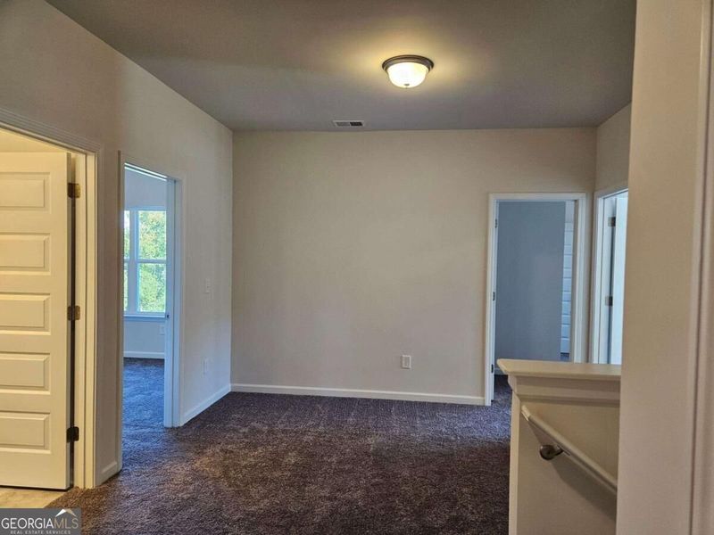 Spacious, unfurnished interior of a new home in Maddox Station, Eatonton (Image 31). Spacious, unfurnished interior of a new home in Maddox Station, Eatonton (Image 31).