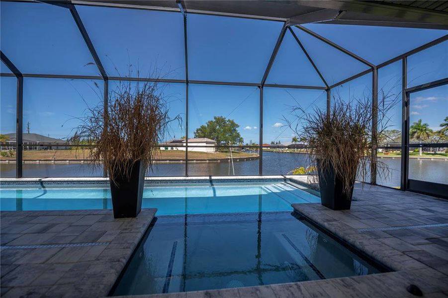 Exterior details and patio area of a home in , Port Charlotte (Image 28).