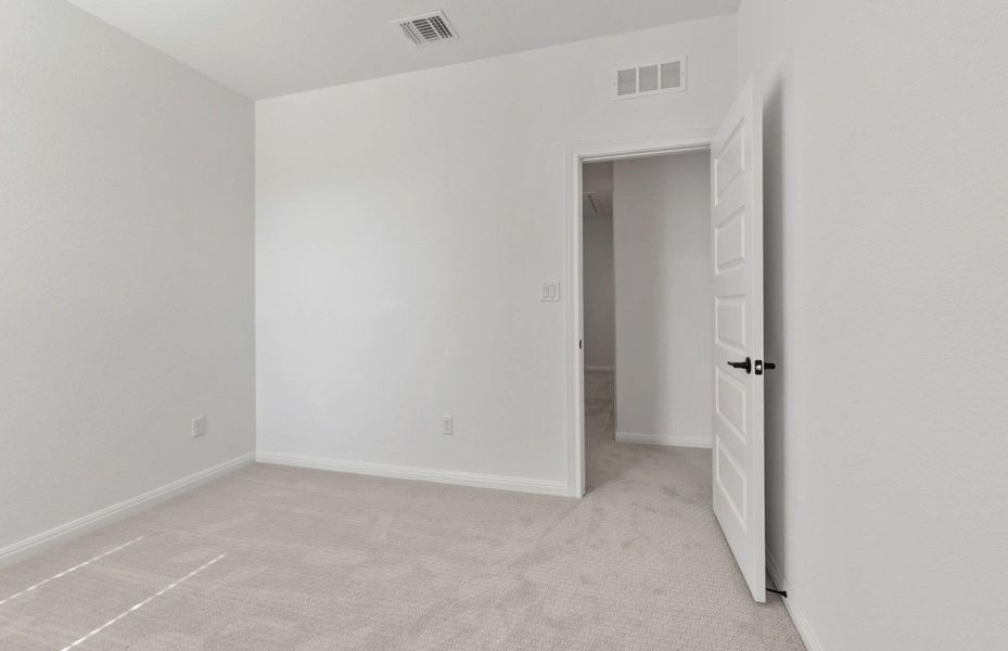 Spacious, unfurnished interior of a new home in Whitestone Preserve, Cedar Park (Image 29).