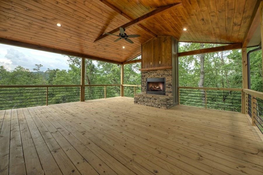 Image 70 of a home in .