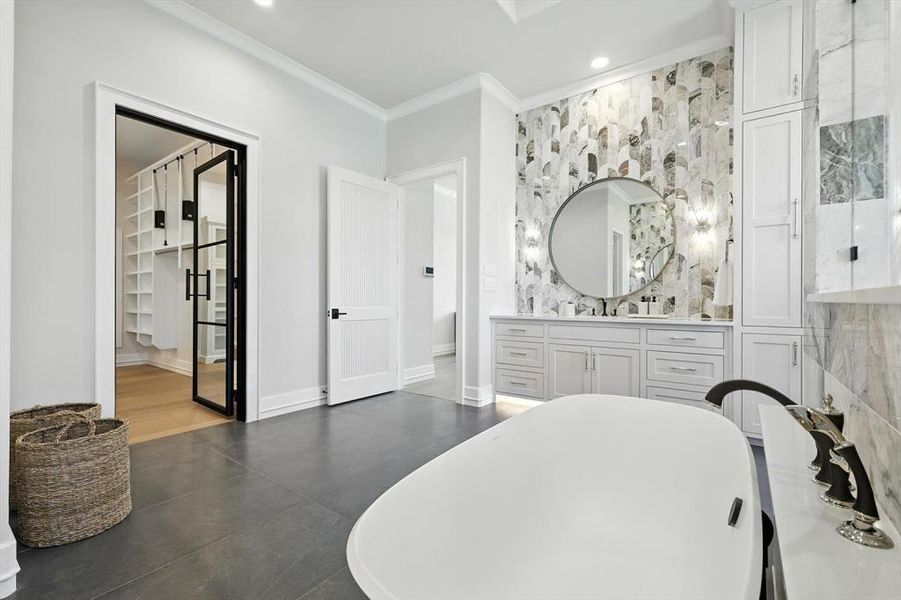 Furnished interior view inside a new home in , Bartonville (Image 29).