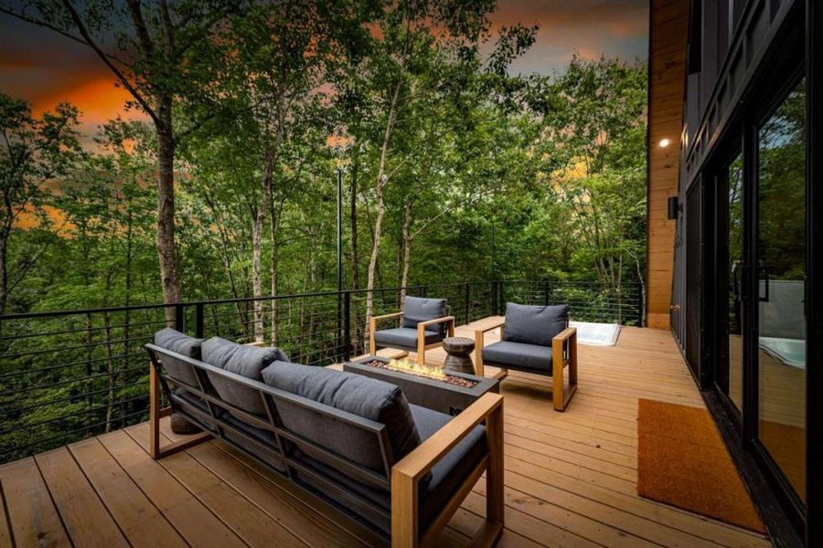Exterior details and patio area of a home in , Blue Ridge (Image 30).
