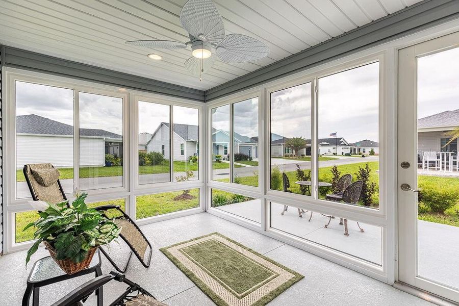 Exterior details and patio area of a home in , The Villages (Image 30).
