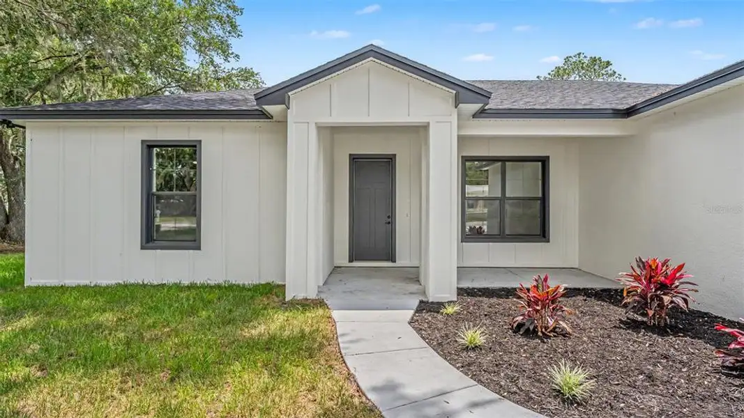 Exterior details and patio area of a home in , Bartow (Image 29). Exterior details and patio area of a home in , Bartow (Image 29).