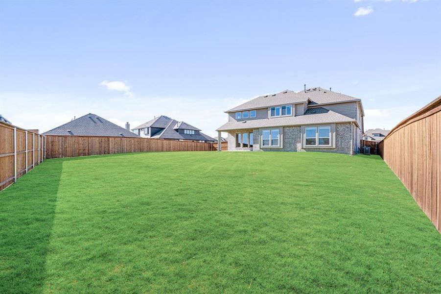 Exterior details and patio area of a home in Terracina, Rockwall (Image 21). Exterior details and patio area of a home in Terracina, Rockwall (Image 21).