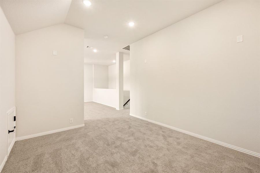 Spacious, unfurnished interior of a new home in Trees Farm, DeSoto (Image 27). Spacious, unfurnished interior of a new home in Trees Farm, DeSoto (Image 27).