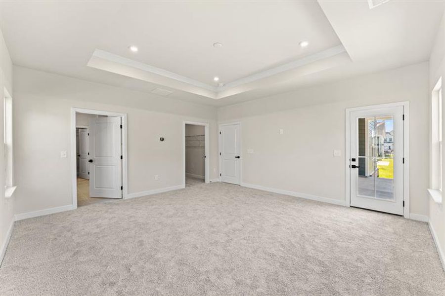 Spacious, unfurnished interior of a new home in Indigo Bay, Myrtle Beach (Image 15).