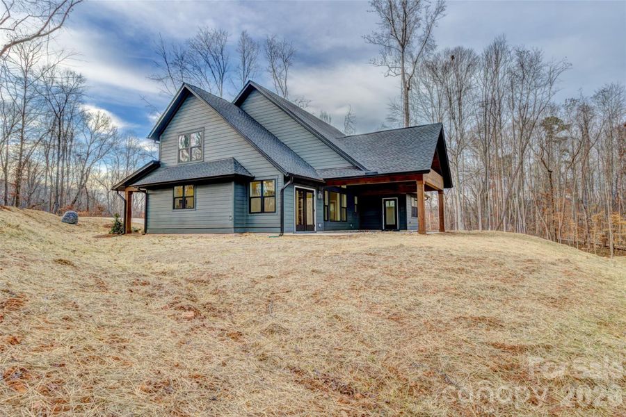 Exterior details and patio area of a home in , Bessemer City (Image 21).