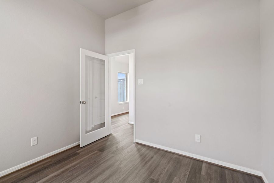 Spacious, unfurnished interior of a new home in Jubilee, Hockley (Image 26).